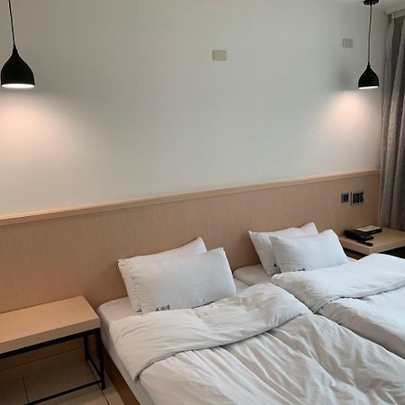 Taihu Hotel Sun Moon Lake Yuchi Exterior foto